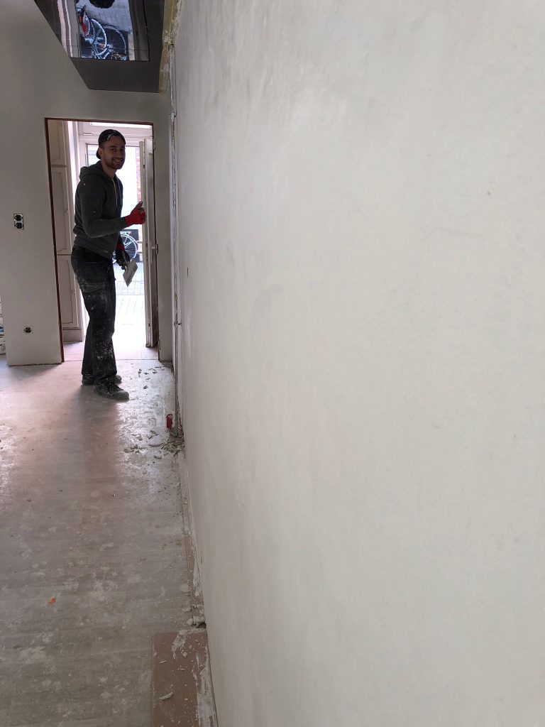 EINDLAAG MUURBEPLEISTERING - Malaj Projects - Algemene Bouw- en Renovatiewerken